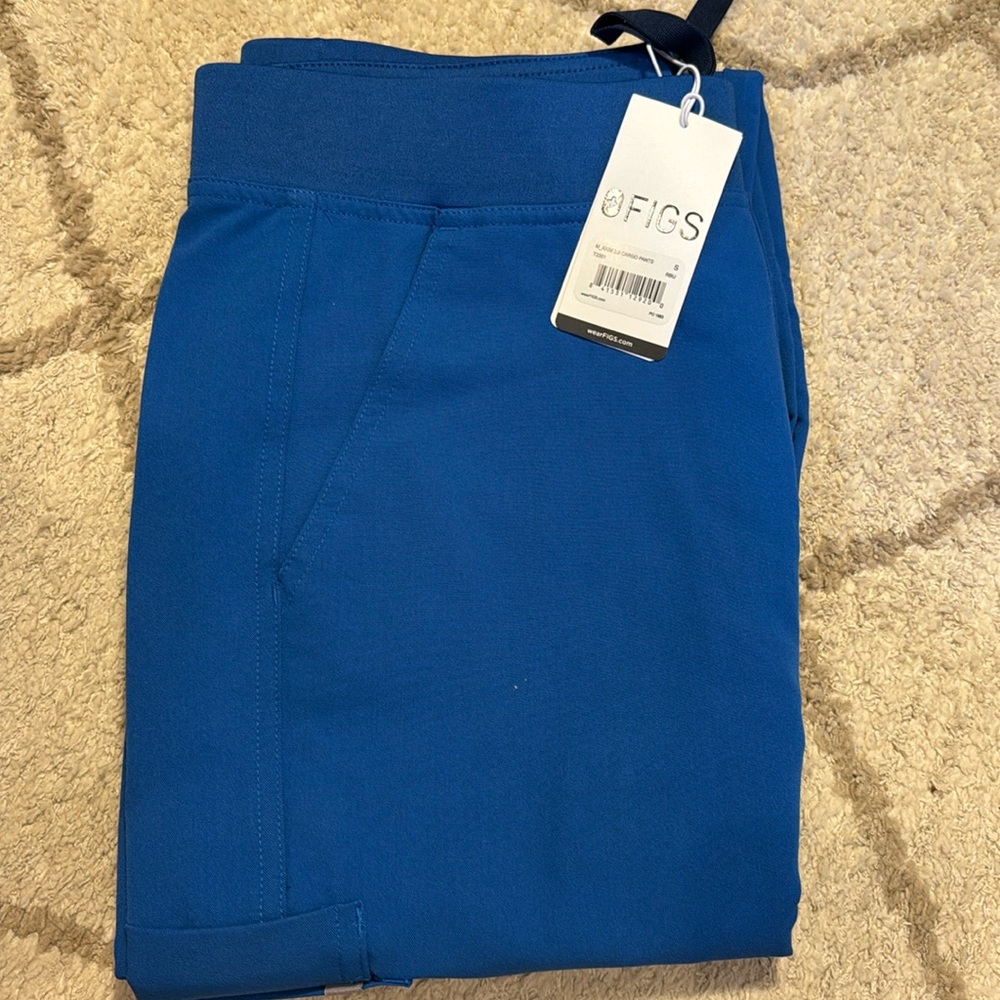 Figs Men’s Axim in Small Royal Blue